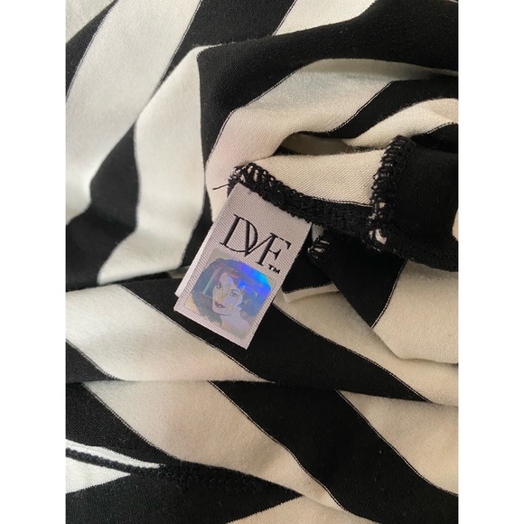 Diane von Furstenberg Knit Stretch Row Stripe Dress 6 - Picture 6 of 7